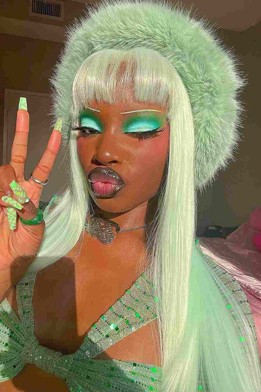 Aquamarine Crystal｜synthetic swiss lace front wig
