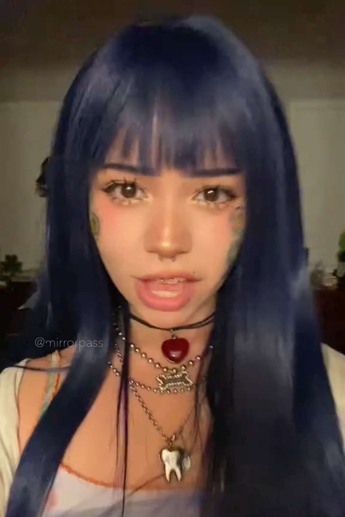 Party's over｜synthetic Swiss lace front wig