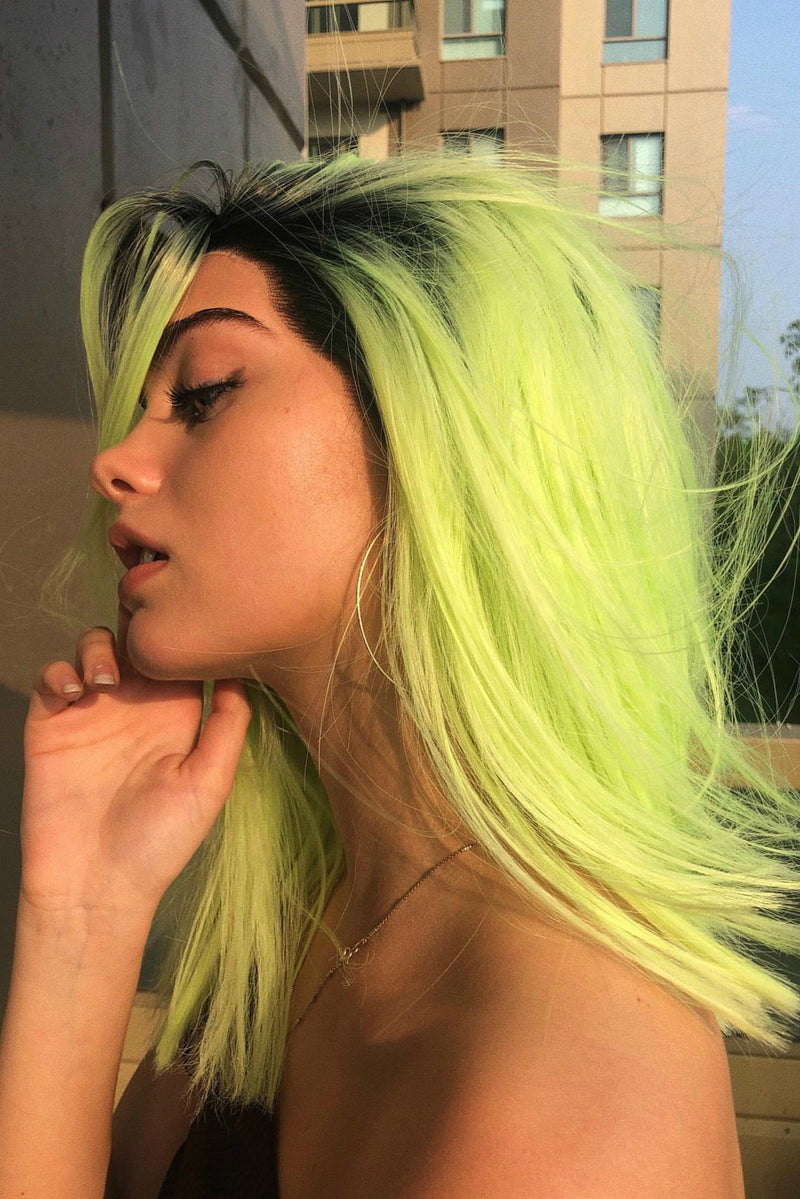 Kylie J｜Synthetic Swiss Lace Front Wig Mirrorpass.com